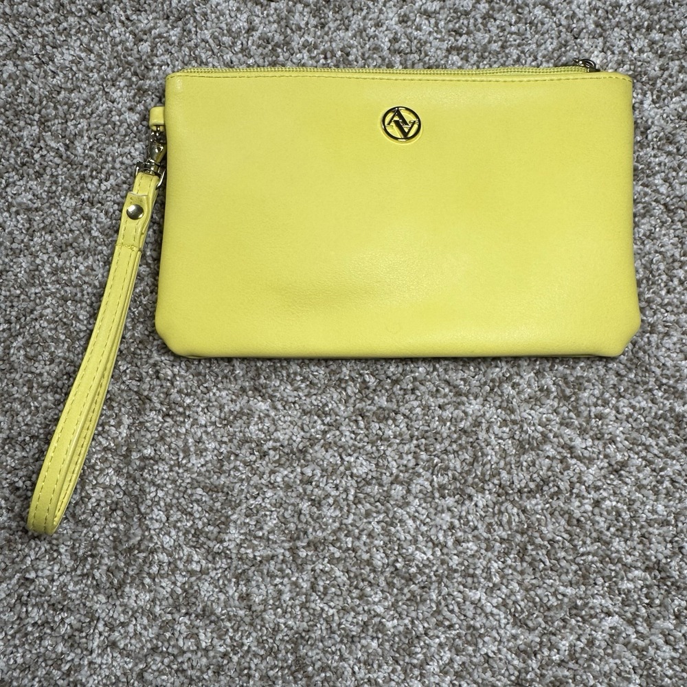 Adrienne Vittadni Bright Yellow Charging Wristlet Wallet Clutch